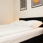 - 3 Beds - Kitchen - Wifi - Washing Machine