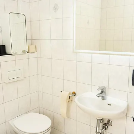 - 3 Beds - Kitchen - Wifi - Washing Machine