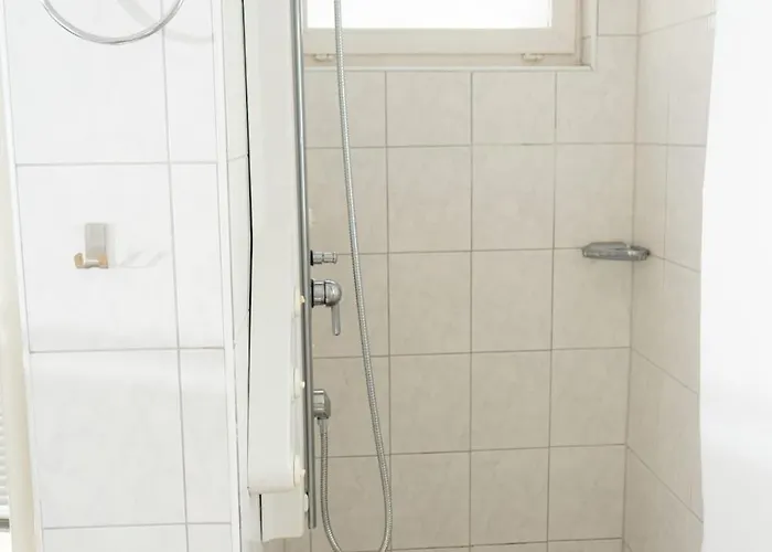 - 3 Beds - Kitchen - Wifi - Washing Machine Bremen